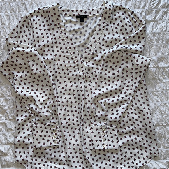 Ann Taylor ♥️ mixed-media blouse - Picture 3 of 6